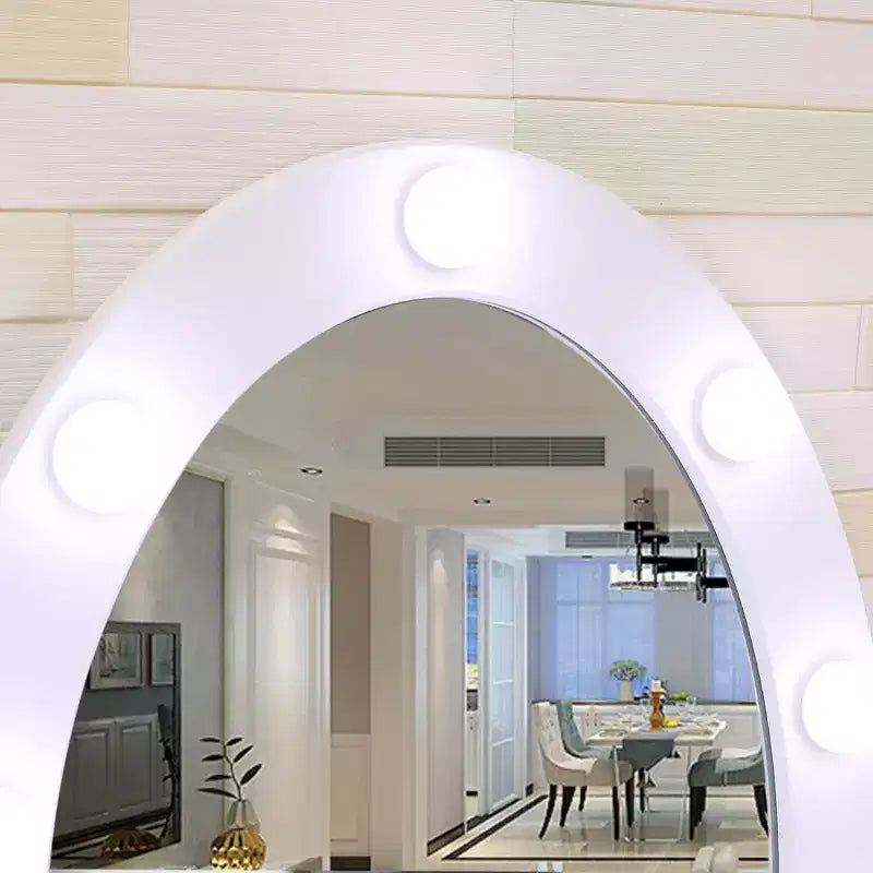 Toeletta in Legno Bianco con Specchio Ovale a LED, 5 Cassetti e Sgabello Imbottito – 1 Persona