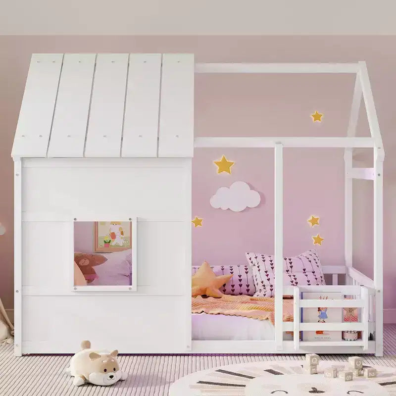 Letto a pavimento gemello a forma di casetta con tetto e recinzione, colori naturale/bianco/nudo e bianco, per 1 bambino